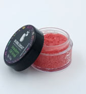BubbleBoat Starwberry Lip Scrub | Natural lip scrub for pink lips | Gently removes dead skin | Leaves lips soft | Enhances natural tone | 15gms